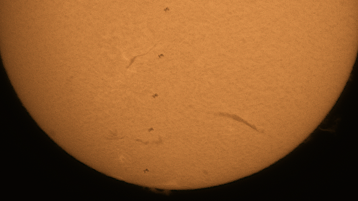 Trànsit de la ISS per davant del sol