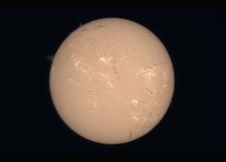 Sol en Hidrogen alpha (Abril 2025)