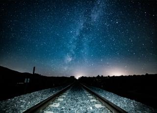 Via de tren i Via làctia (agost 2023)