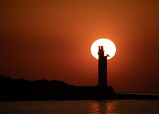 Eixida de sol en el Far de la Serra d'Irta
