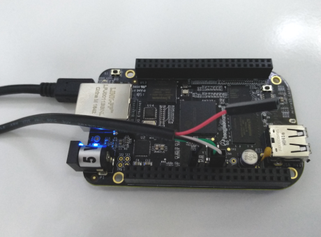 Configurant projectes IoT i servidors amb la placa mare BeagleBone Black