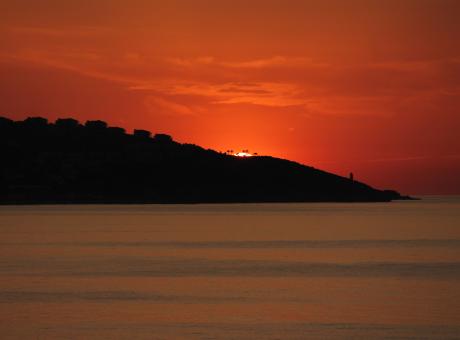 Sol eixint per la Torre Bellver